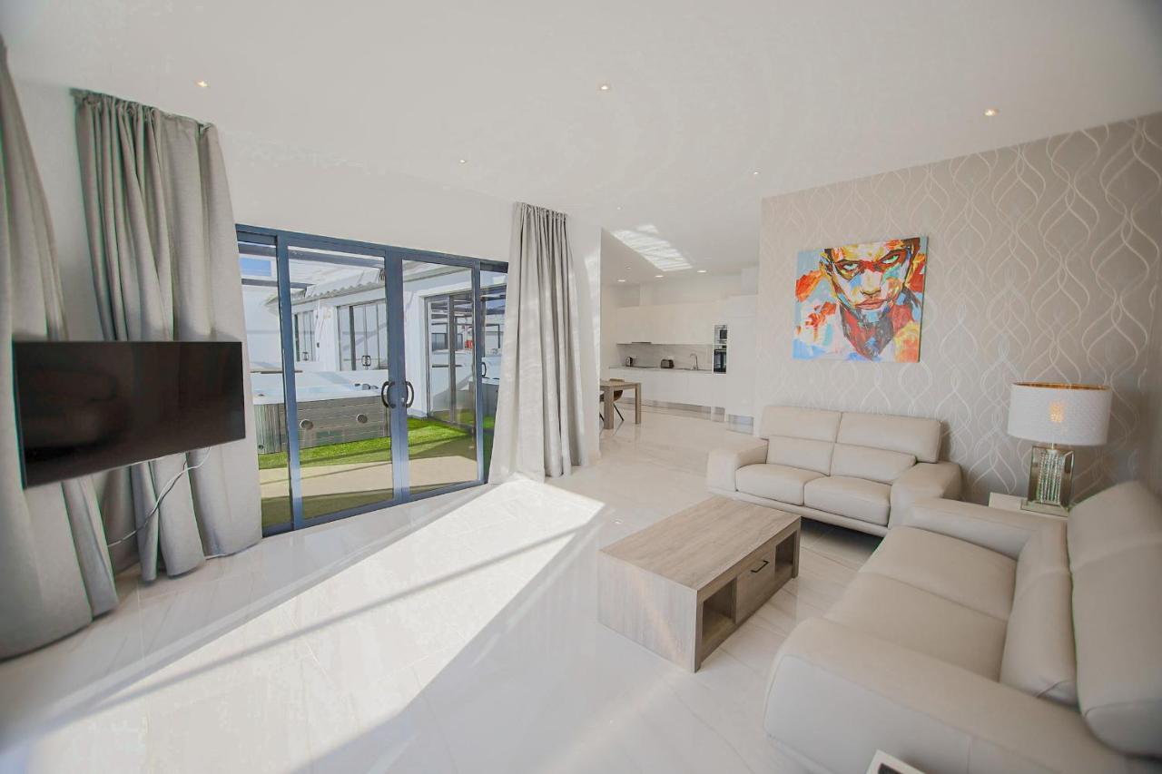 Atlantico Plaza Suite 6A - 2 Beds - 2 Baths Puerto del Carmen  Exterior foto